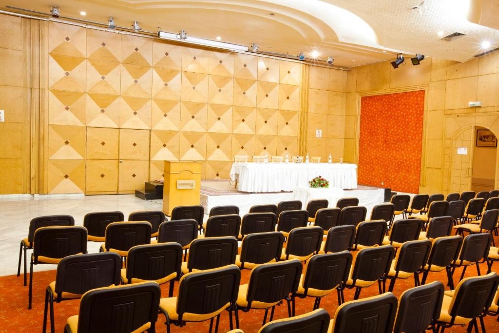 هتل ال مورادی حمامات